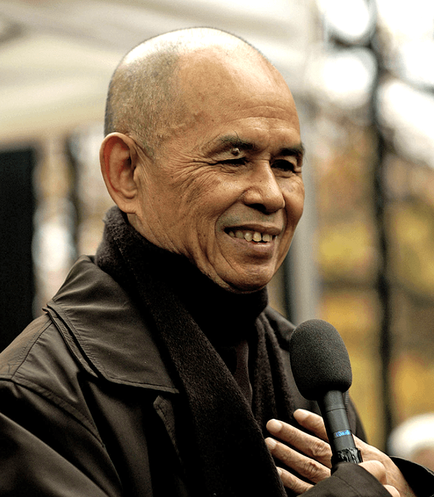 Thich Nhat Hanh enseñando mindfulness